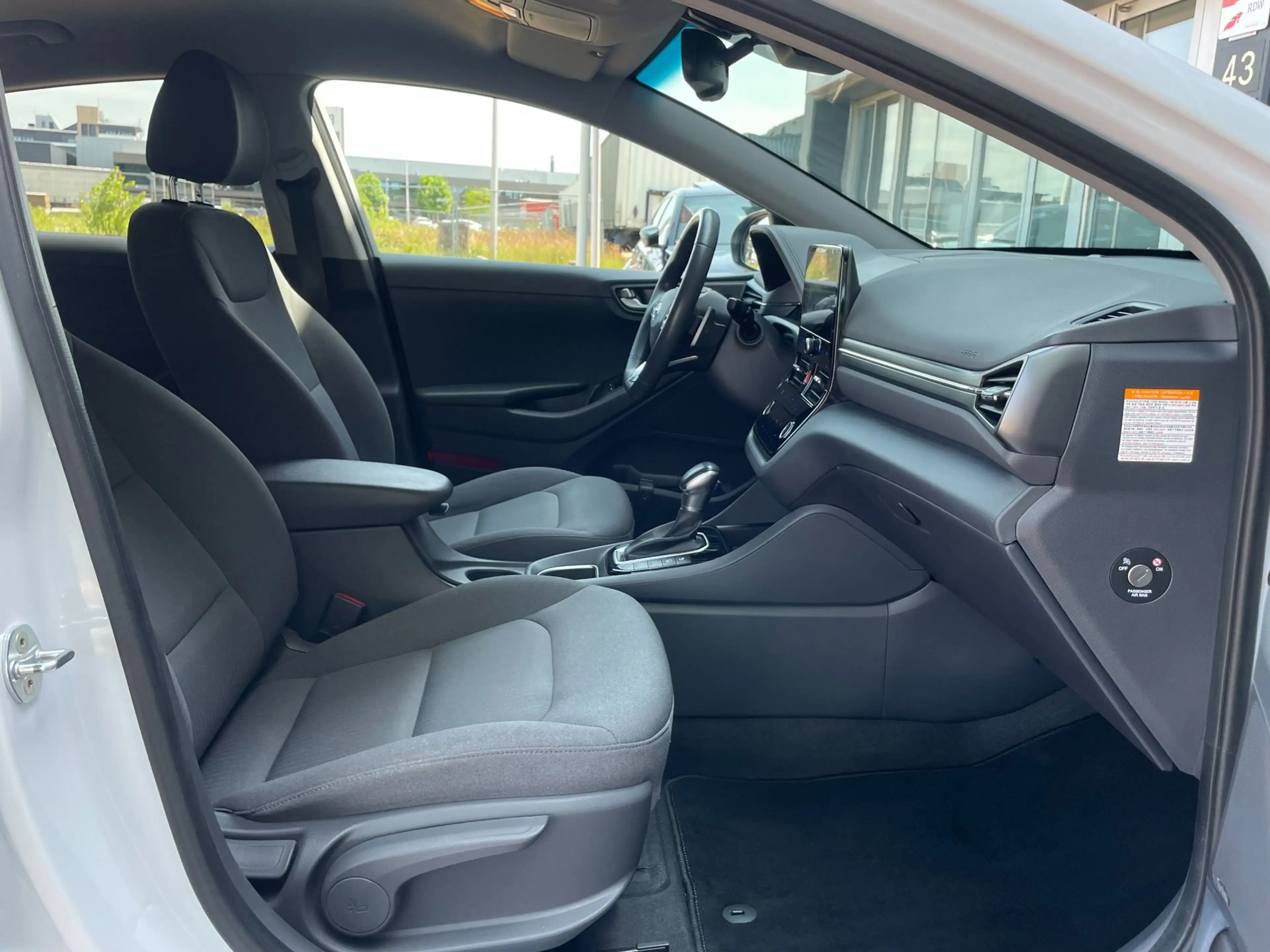 Hyundai IONIQ 1.6 GDi Comfort Only Export! | Led | Navi — photo 15