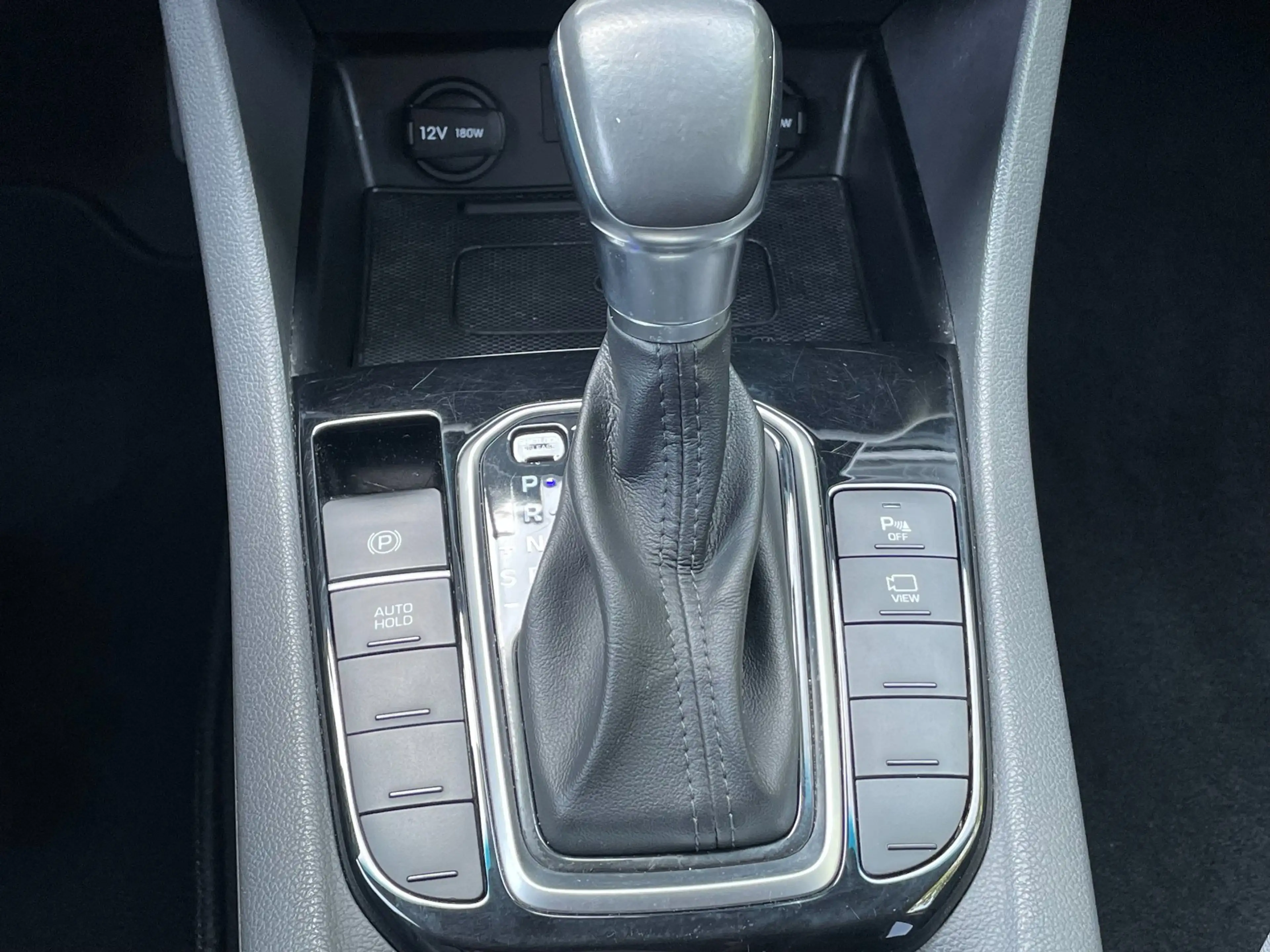 Hyundai IONIQ 1.6 GDi Comfort Only Export! | Led | Navi — photo 25