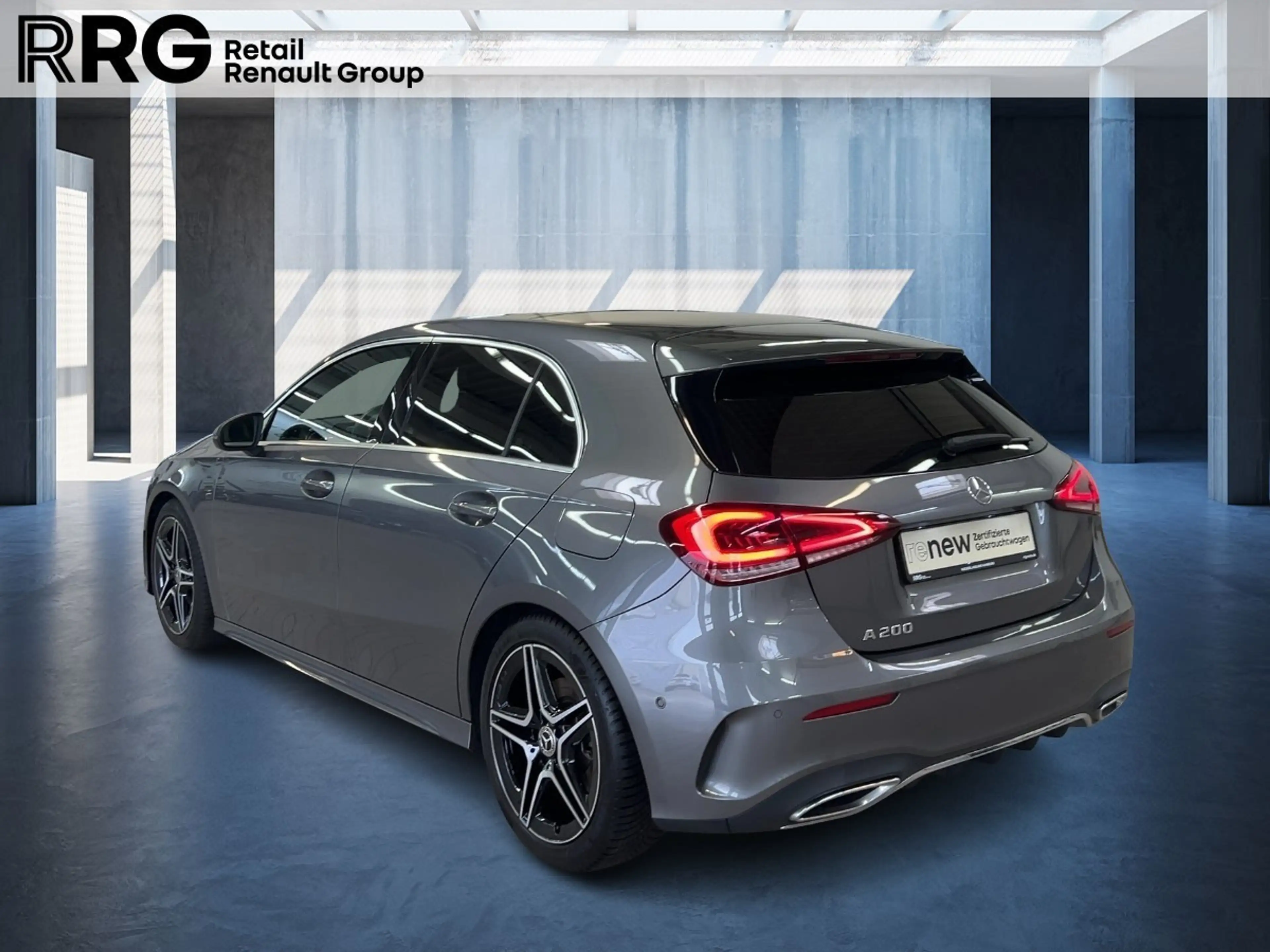 Mercedes-Benz A 200 AMG Line SHZ KLIMA keyless-Go ABS — photo 4