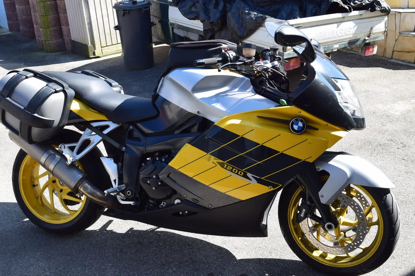BMW K 1200 S Amarillo - 1