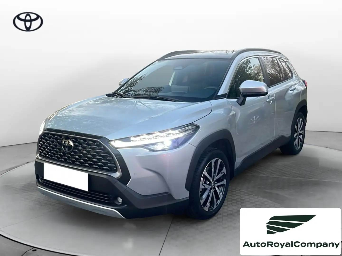 Toyota Corolla Cross Corolla Cross 2.0 Hybrid 197 CV E-CVT Lounge Zilver - 1