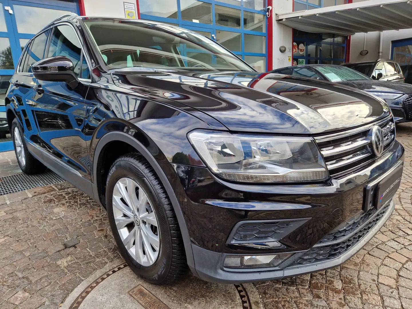 Volkswagen Tiguan 2.0 TDI 150Cv DSG Comfortline 4Motion ACC Navi PDC Schwarz - 2