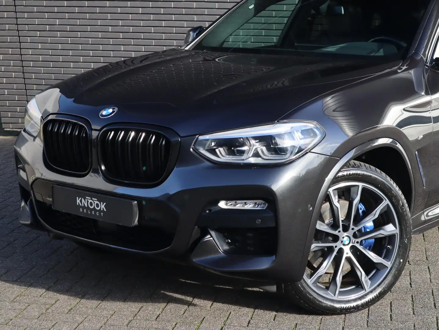 BMW X4 xDrive30i High Executive M Sport Pakket Automaat / Grijs - 2