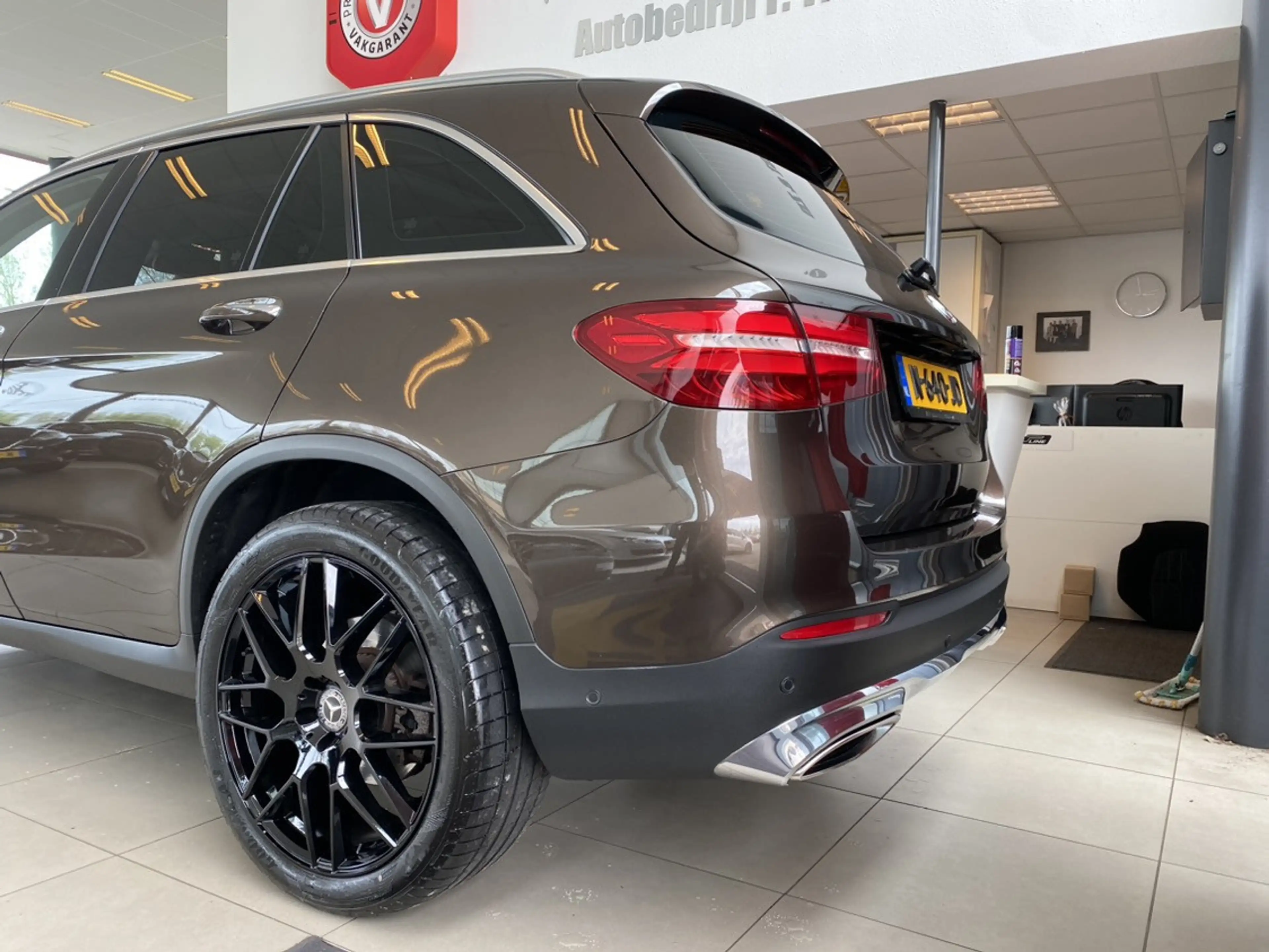 Mercedes-Benz GLC 350 350e 4MATIC Premium Plus,4x4, Hybrid Benzine,Autom — photo 8
