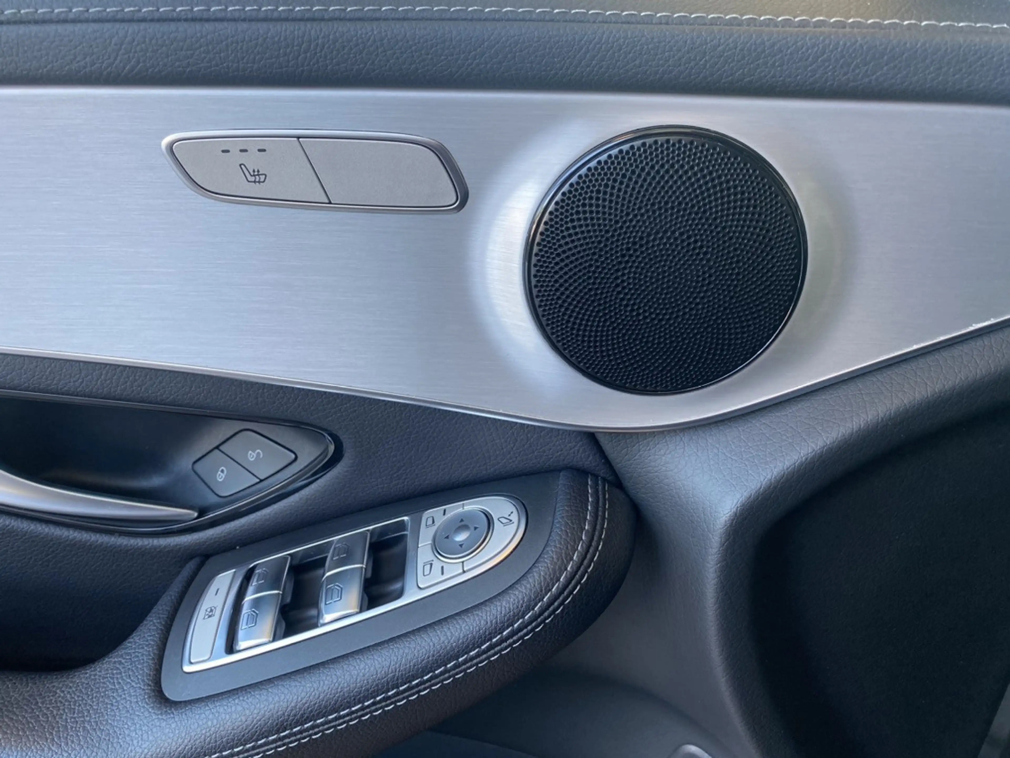 Mercedes-Benz GLC 350 350e 4MATIC Premium Plus,4x4, Hybrid Benzine,Autom — photo 25