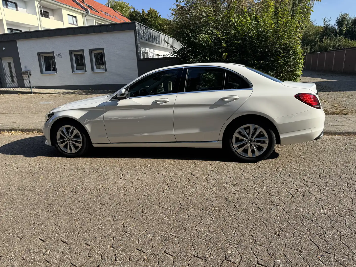 Mercedes-Benz C 200 d T 9G-TRONIC Avantgarde - 2