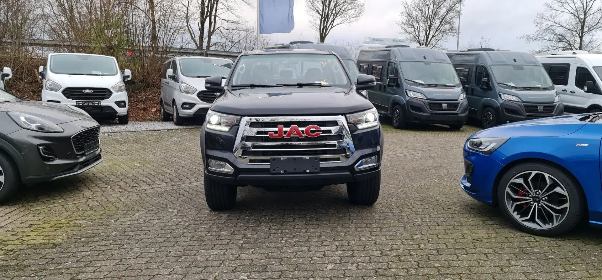 JAC 8 Pro JAC 8 Pro 4x4 Doppelkabine Leder/LED Schwarz - 2