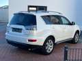 Mitsubishi Outlander Instyle 4WD*AUTOMATIK*7SITZER*NAVI* Weiß - thumbnail 4
