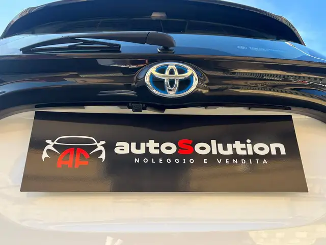Toyota Yaris view 25