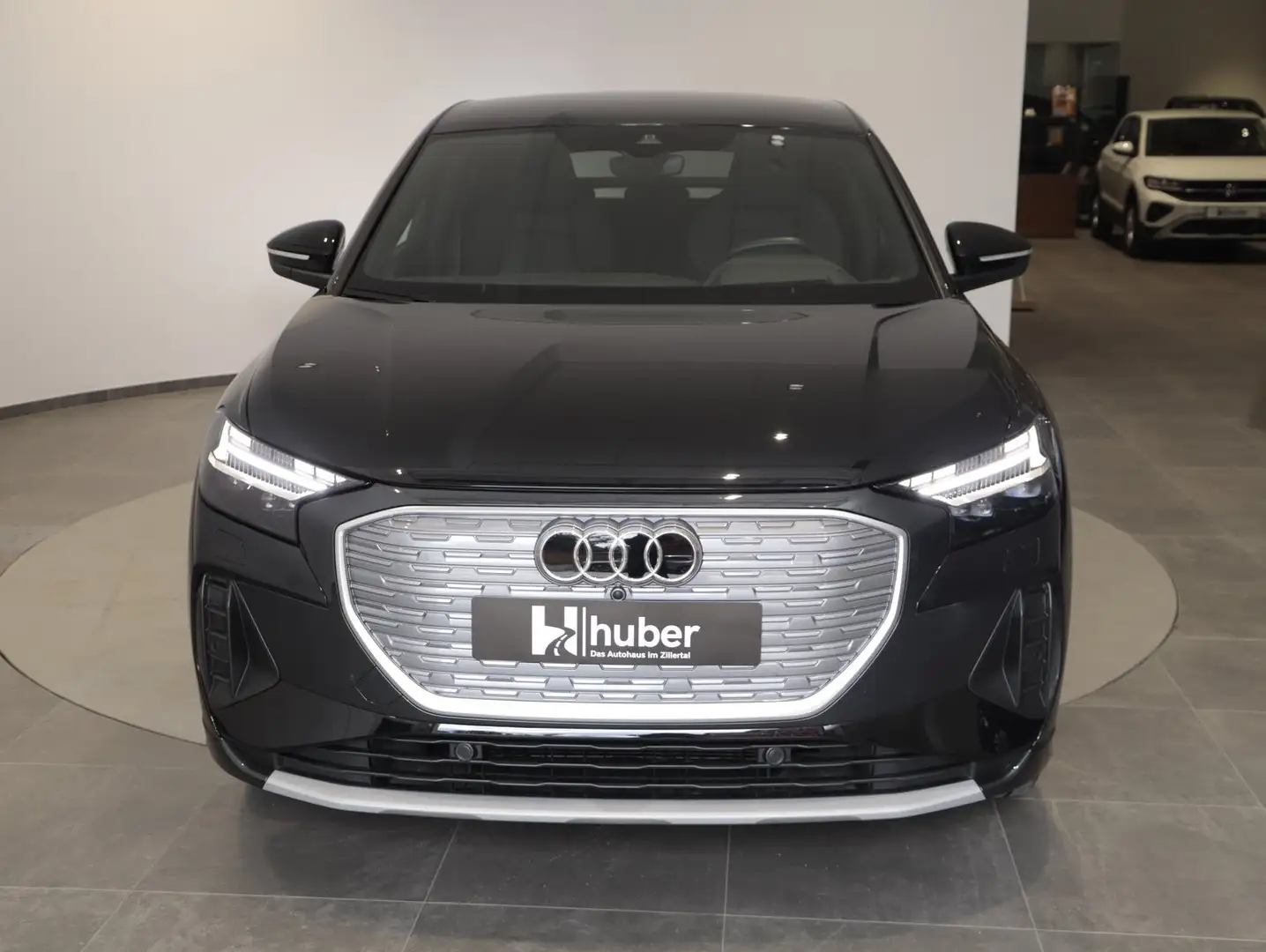 Audi Q4 e-tron Audi Q4 Sportback 55 e-tron quattro business Schwarz - 2