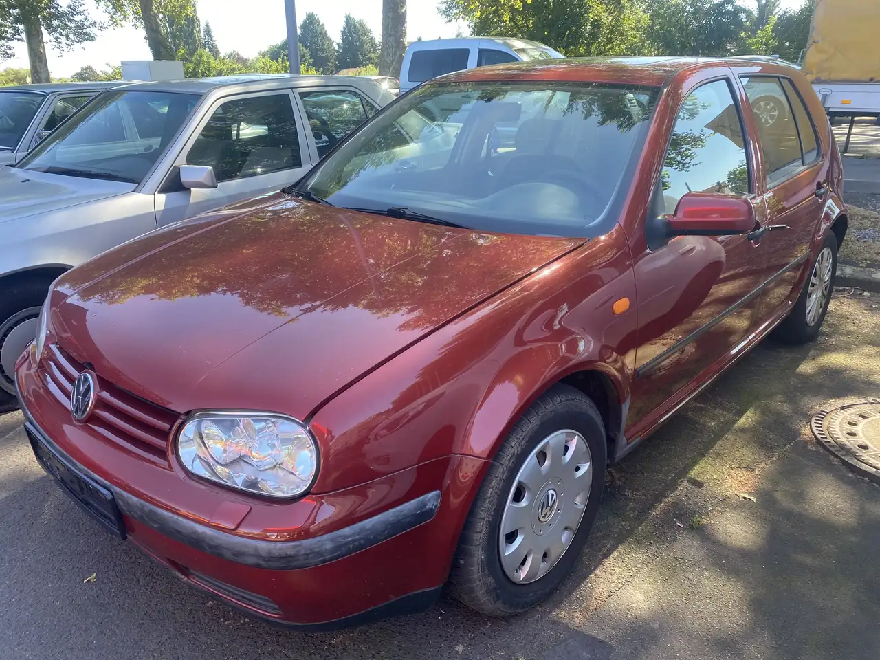 Volkswagen Golf 1.6 Automatik Trendline Klima/TÜV NEU/Gepfleg, foto 1