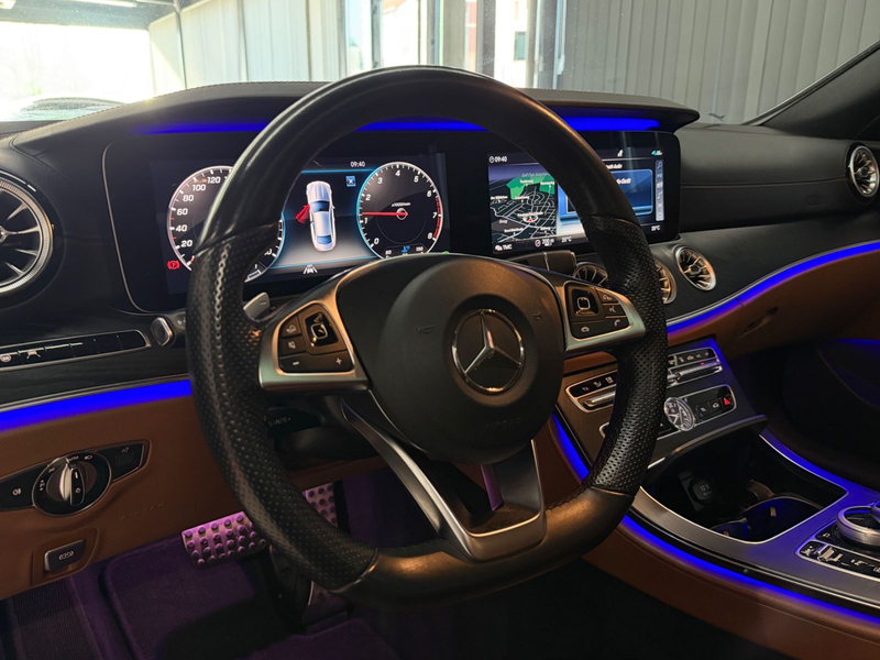 Mercedes-Benz E 400 Coupe 4Matic*PANO*MEMORY*BURMESTER* — photo 11