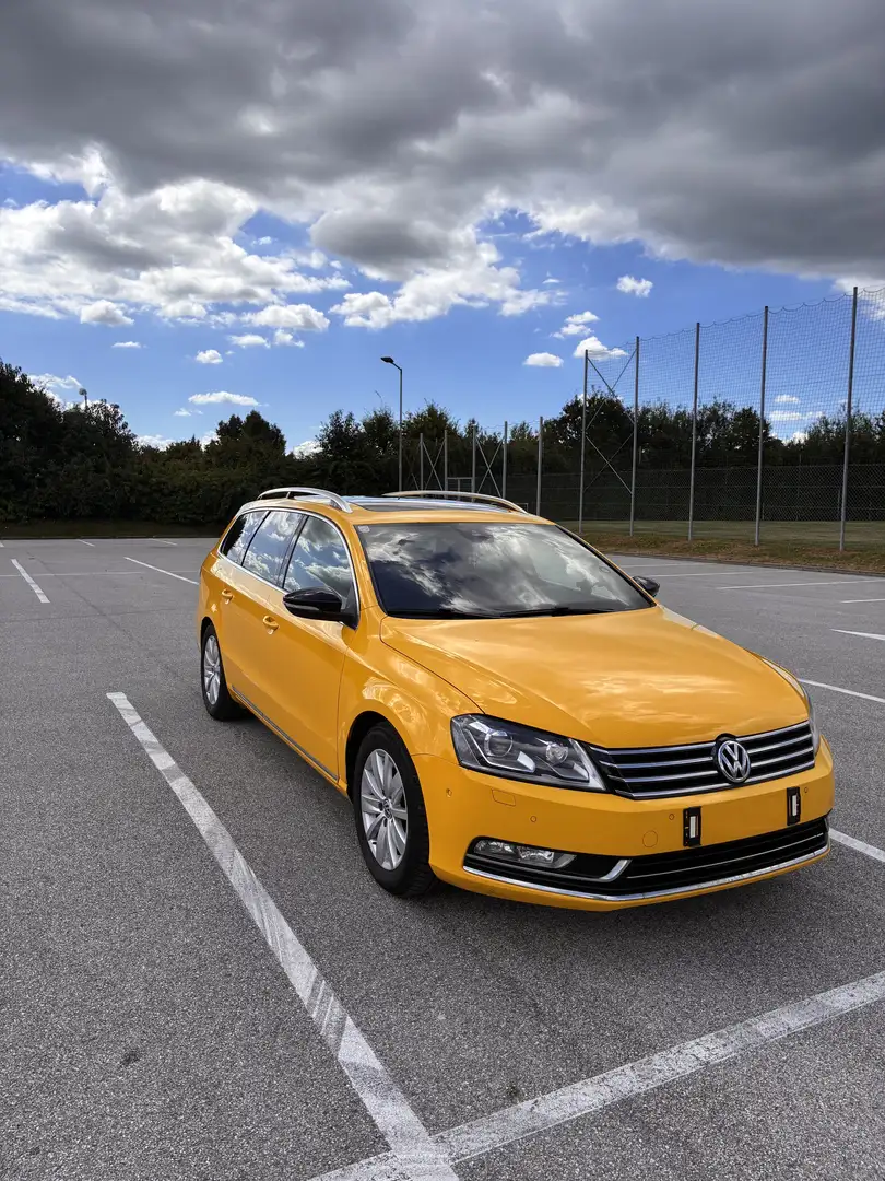 Volkswagen Passat Variant Highline BMT 2,0 TDI DPF DSG - 2