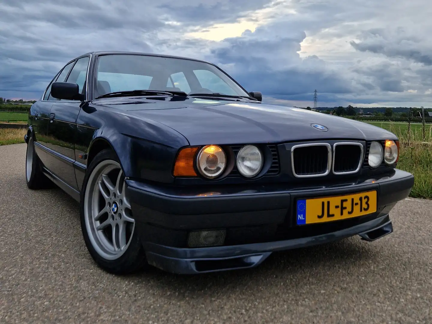 BMW 525 525i 24V Grijs - 1