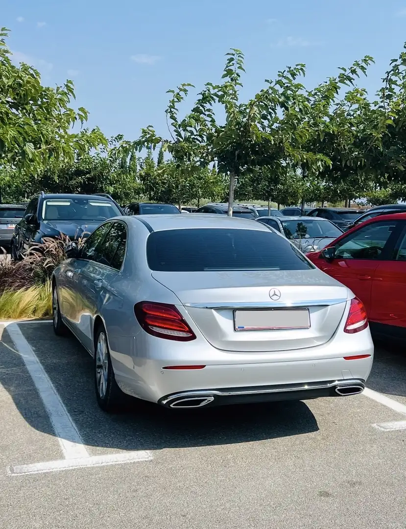 Mercedes-Benz E 220 d Avantgarde Aut. - 1