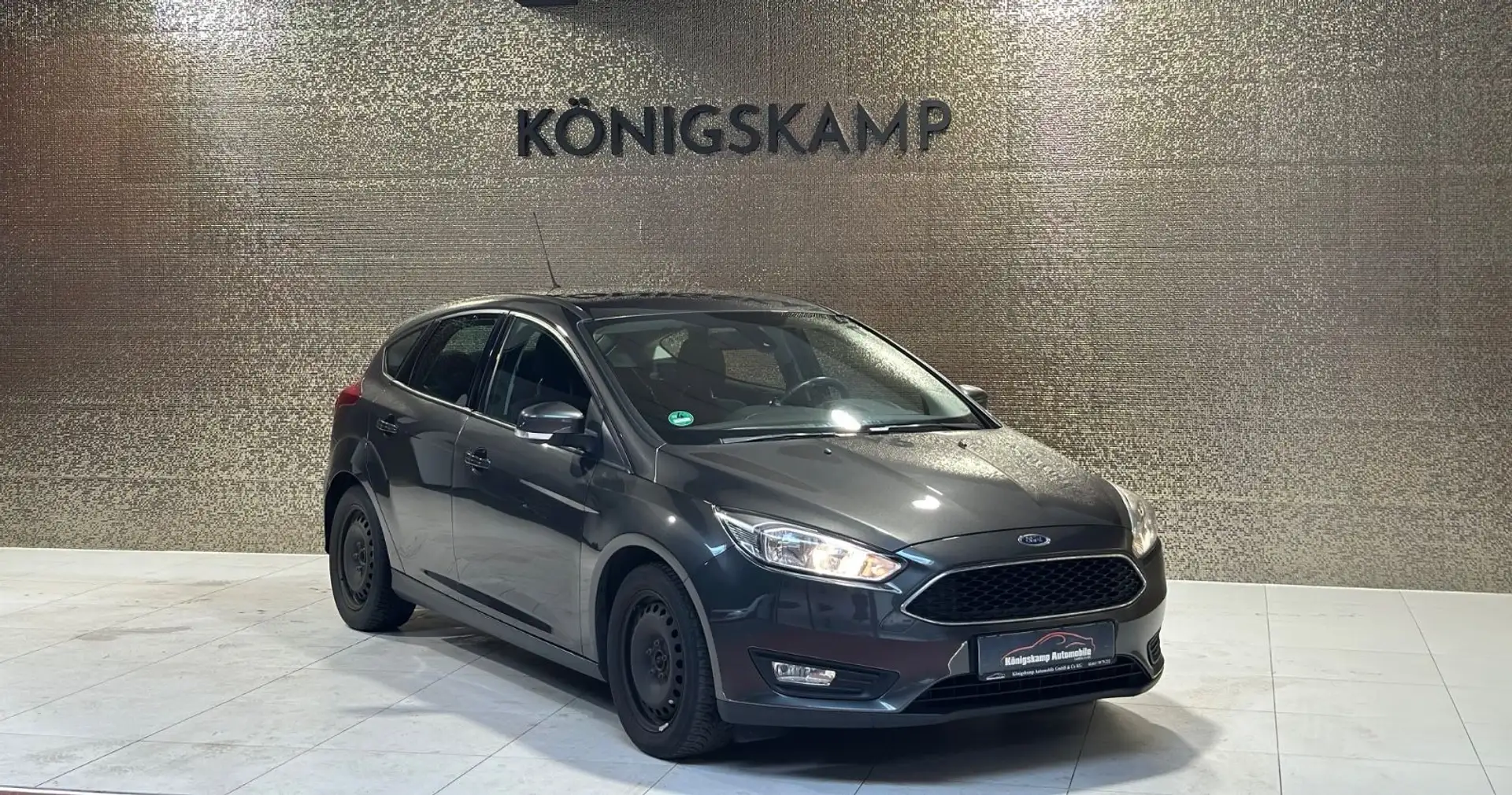 Ford Focus Lim. Business *BITTE LESEN * Gris - 1