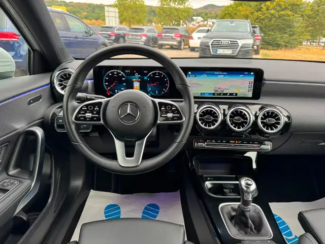 Mercedes-Benz A view 11