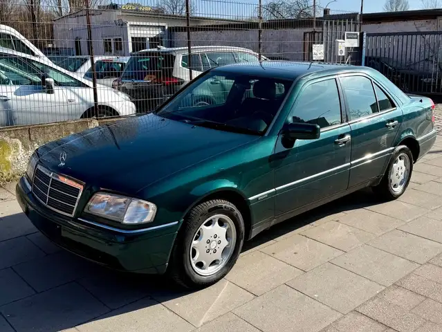 Mercedes-Benz C 230 * Automatik * TÜV NEU