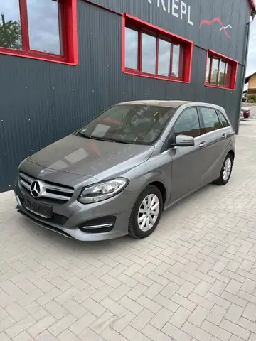 Mercedes-Benz B 180 B180d *SHZ*RFK*NAVI*