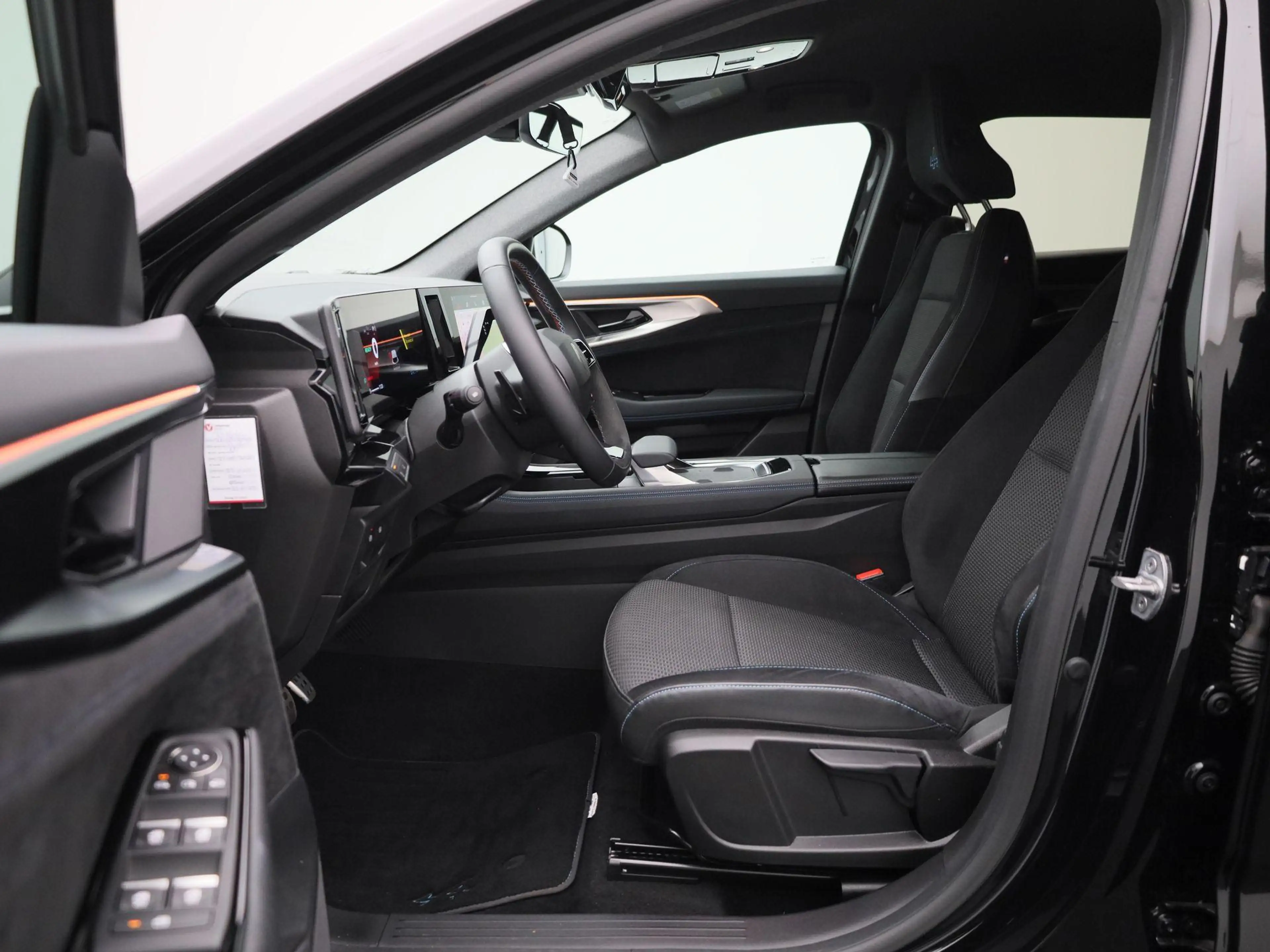 Renault Austral 1.2 E-Tech full hybrid 200 techno esprit Alpine Tr — photo 11