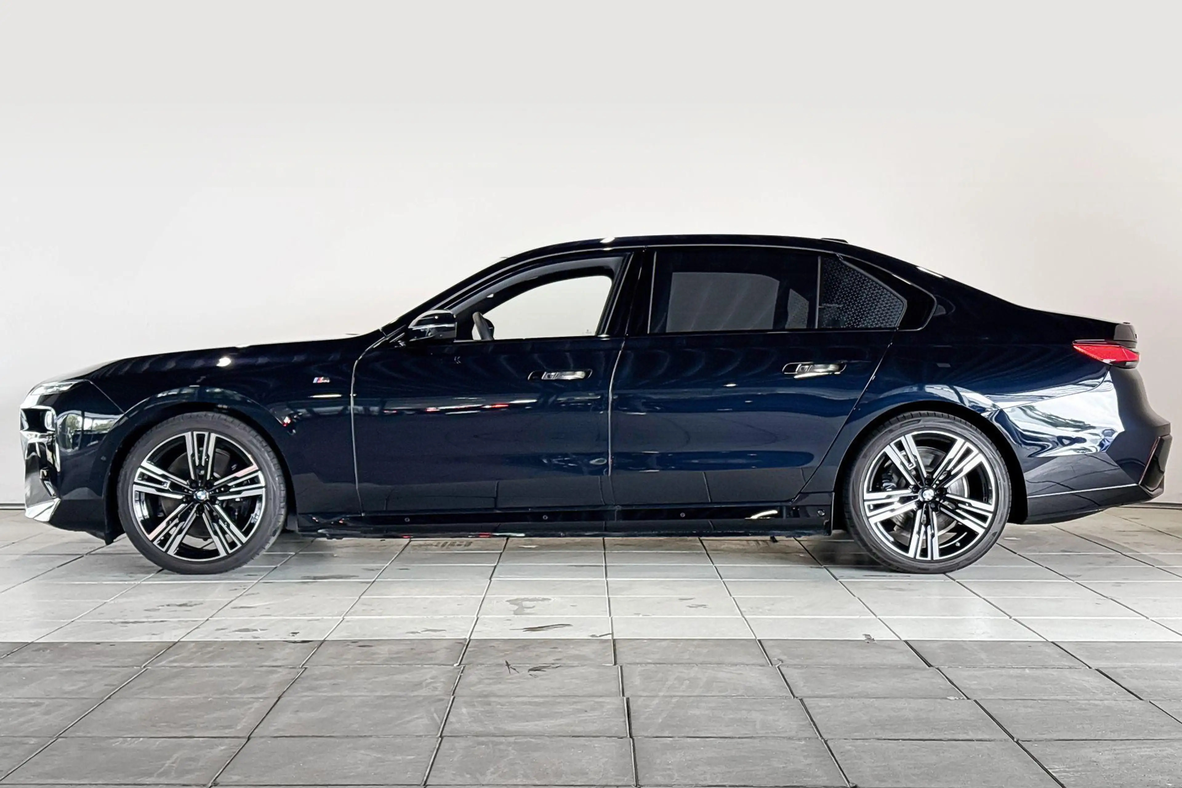 BMW i7 xDrive60 Privilege Edition M Sportpakket Pro Aut. — photo 3