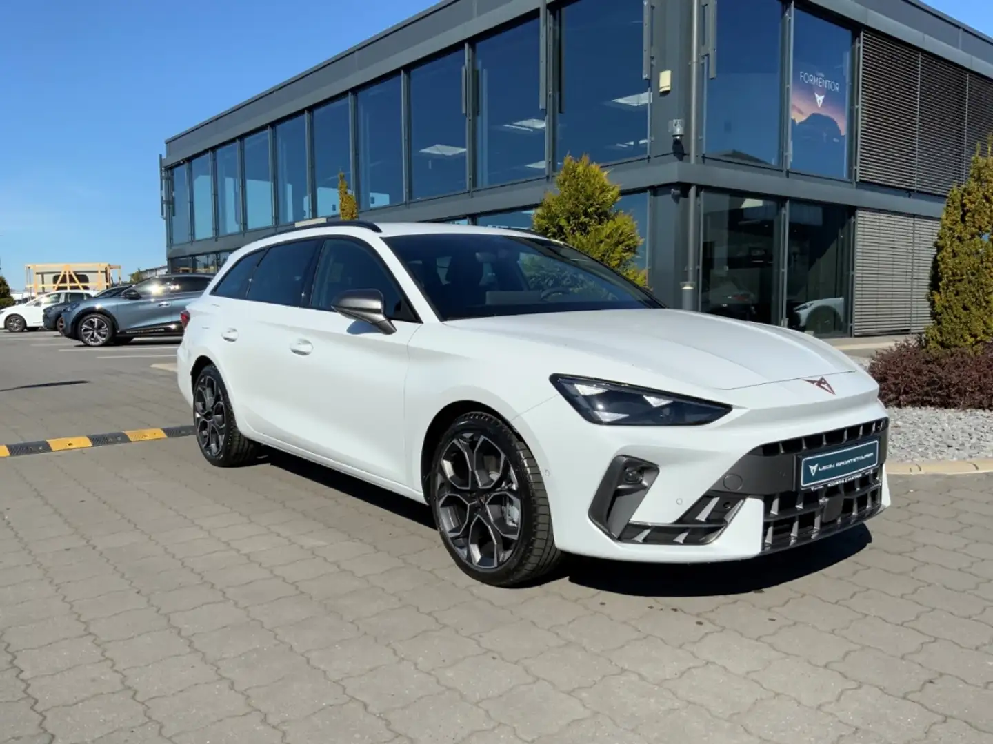 CUPRA Leon SP 2.0TDI DSG+AHK+ACC+ Sitzhzg+Navi+LED Blanc - 2