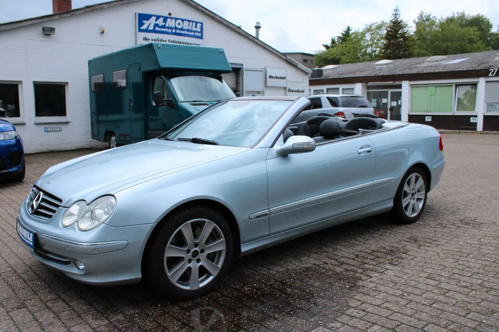 Mercedes-Benz CLK 500 V8 Cabrio Aut Leder Navi Memory SHZ H/K Argintiu - 1