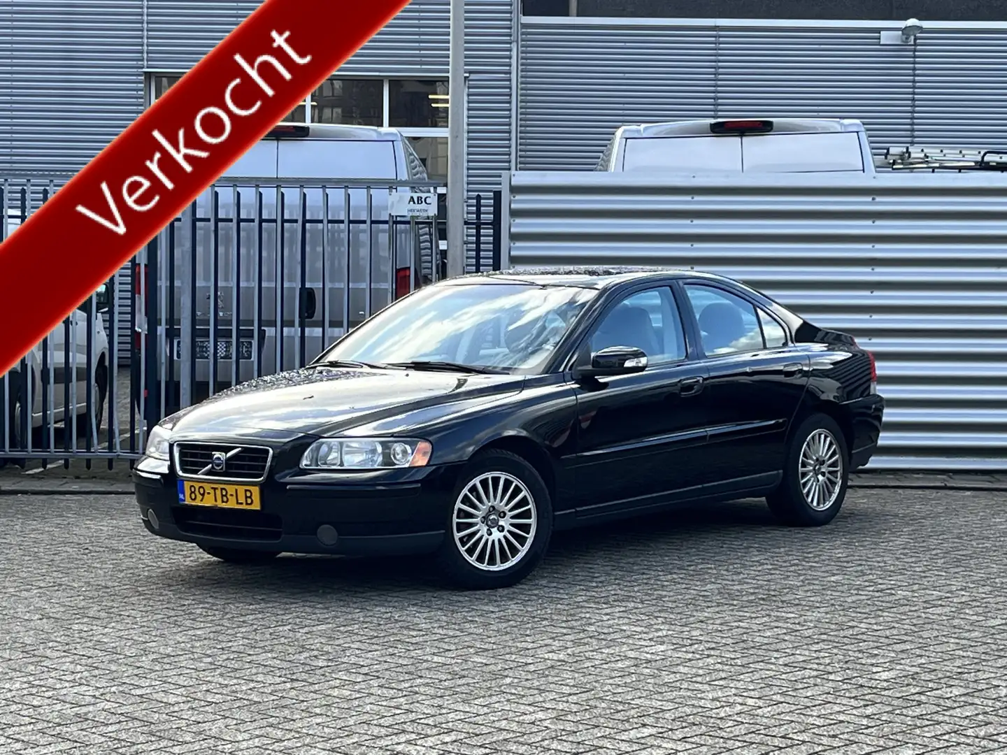 Volvo S60 2.4 Edition I | Automaat | All-season | Youngtimer Fekete - 1
