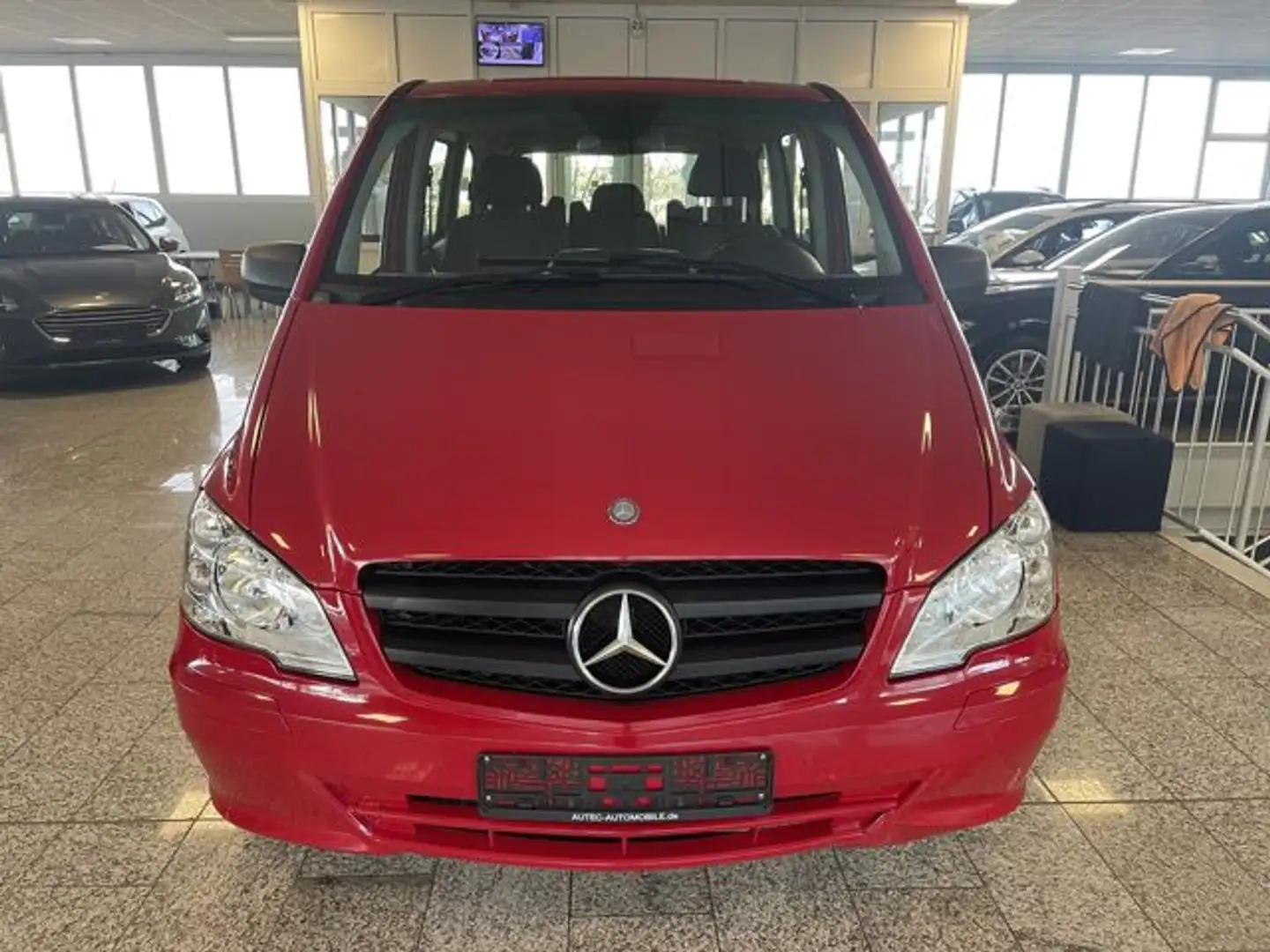 Mercedes-Benz Vito Kombi 116 CDI kompakt KLIMA+SITZHEIZUNG+AHK Rot - 2