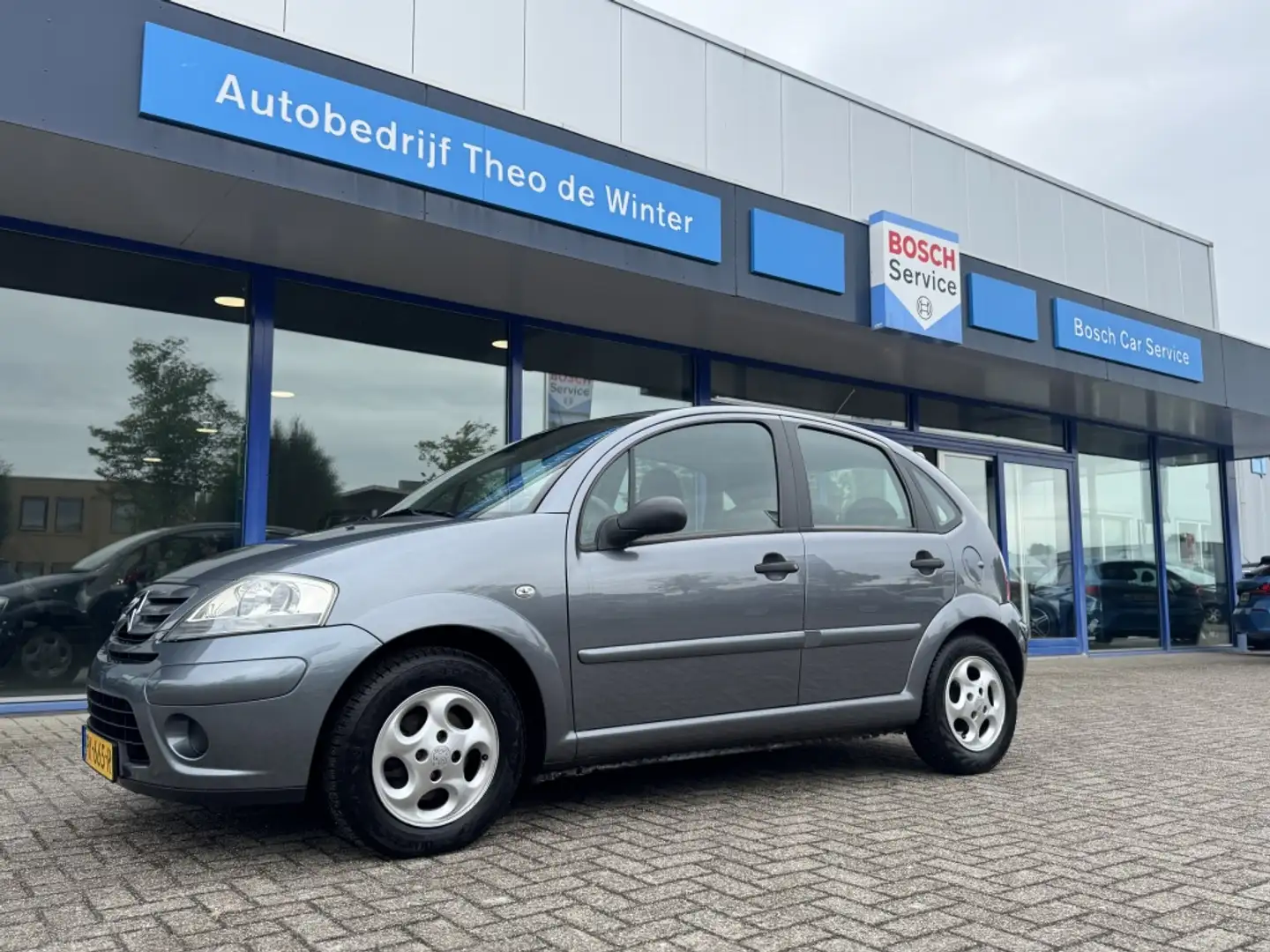 Citroen C3 1.1i Ligne Séduction| Trekhaak, lichtmetalen velge Grijs - 1