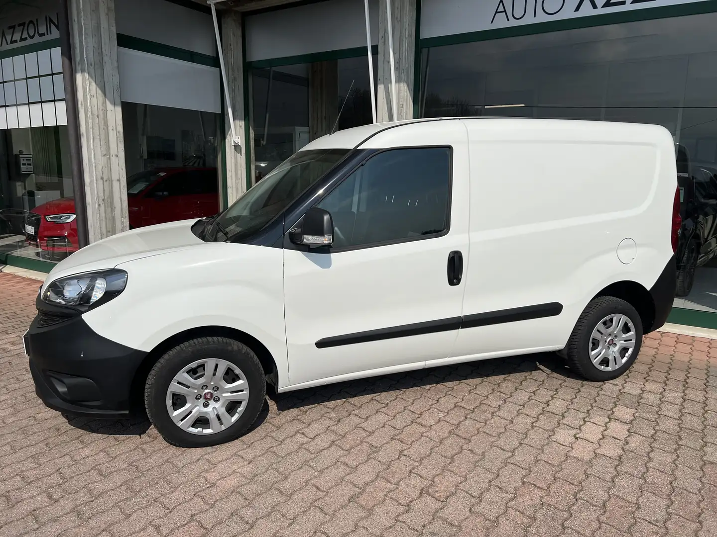 Fiat Doblo 1.6 mjt 105cv Autocarro, Telecamera, Bluetooth Bianco - 2