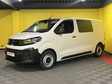 CABINE APPROFONDIE 6 PLACES TAILLE M BLUEHDI 145 BVM6 10 KM 24900 HT