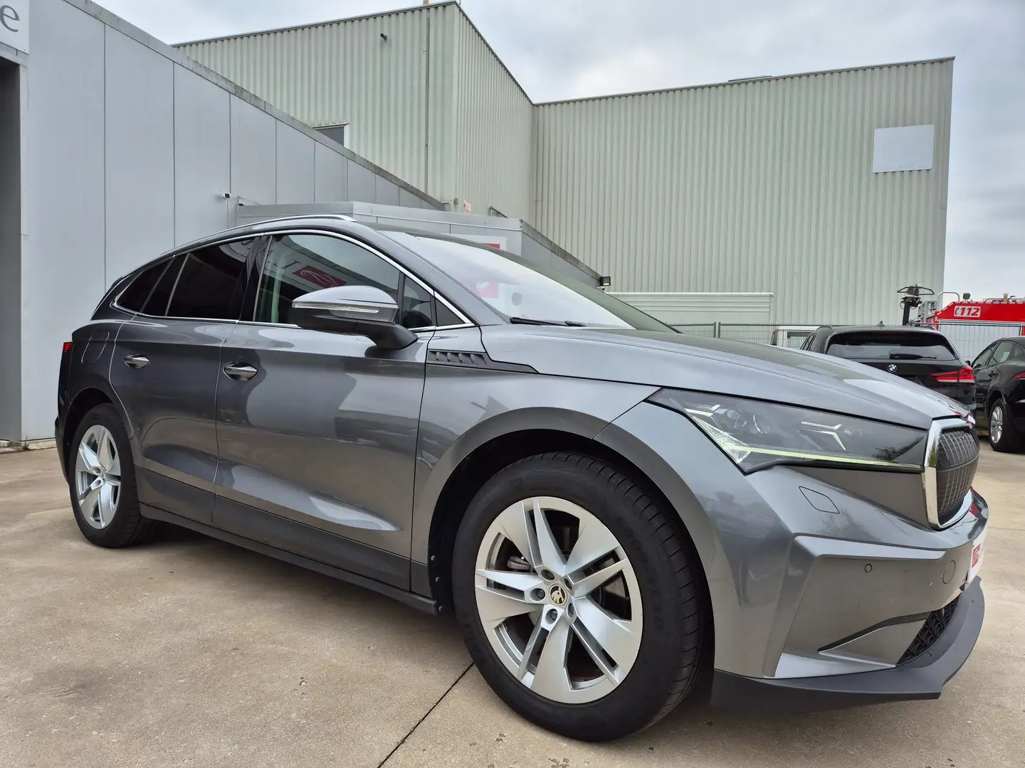 Skoda Enyaq iV 60 // 2022 !! Grijs - 1