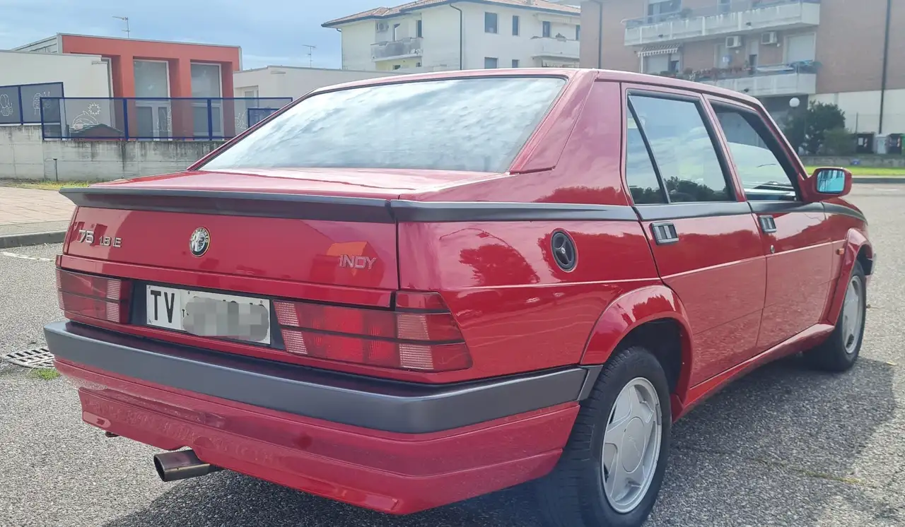 Alfa Romeo 75 1.8 ie Indy, foto 5