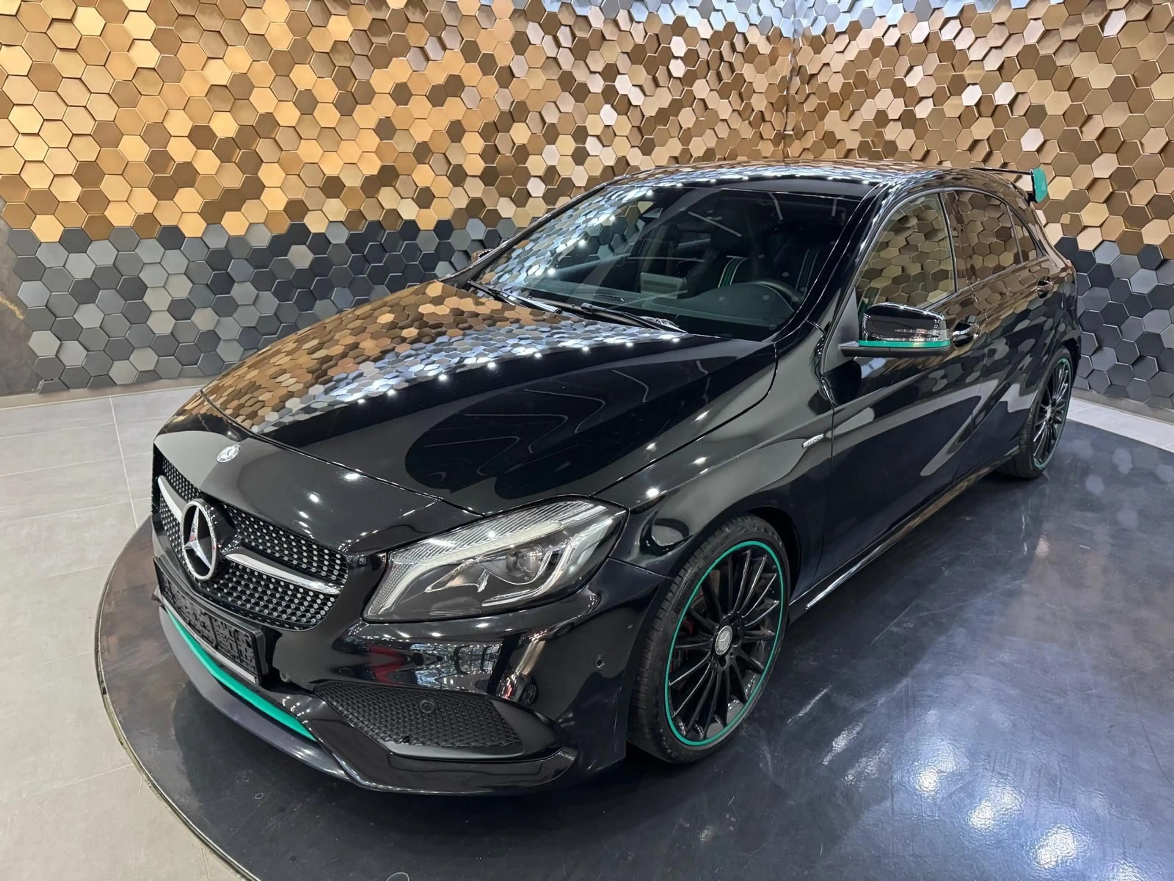 Mercedes-Benz A 250 /AMG-Paket/Motorsport Edition — photo 8