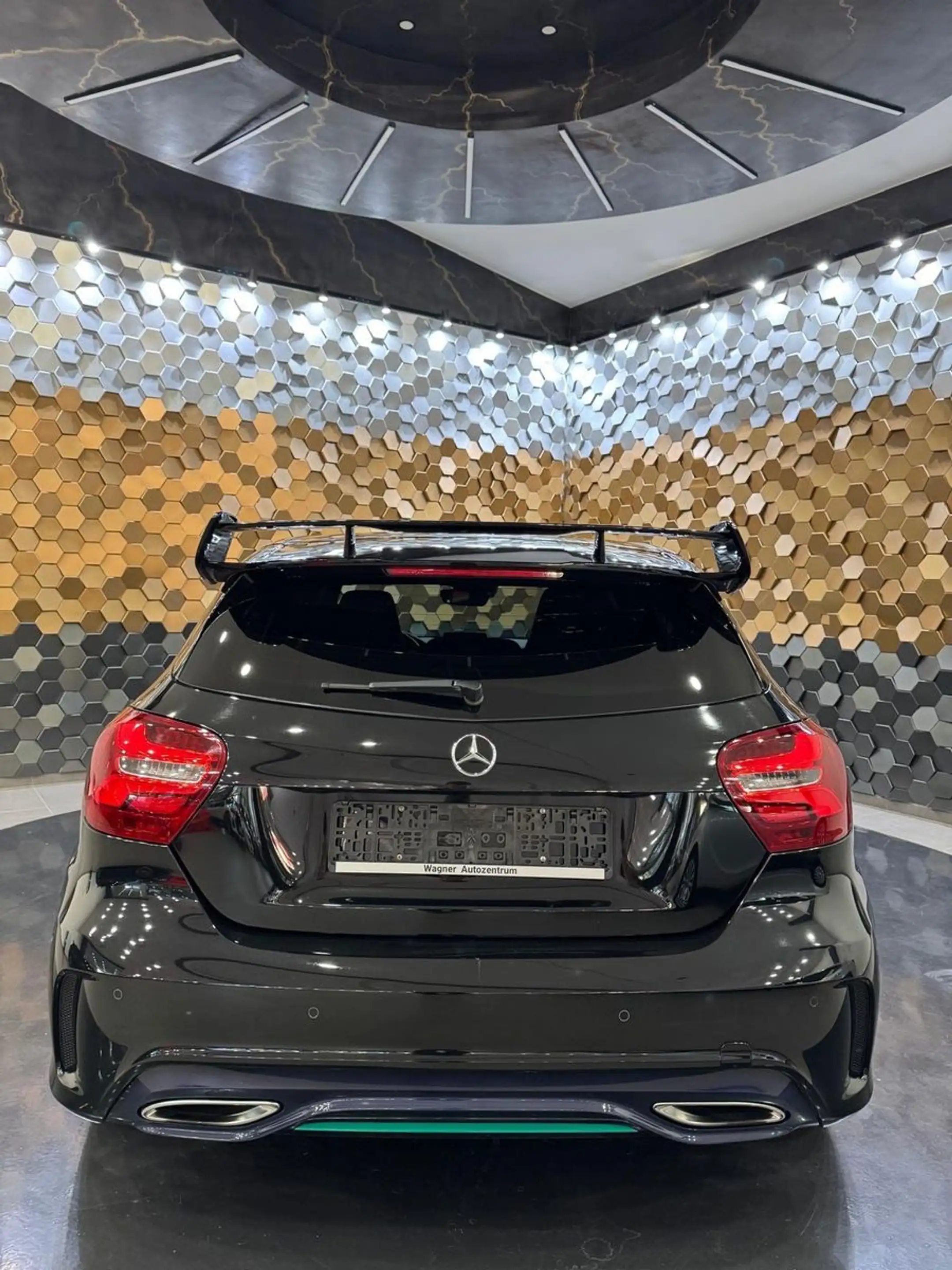 Mercedes-Benz A 250 /AMG-Paket/Motorsport Edition — photo 13