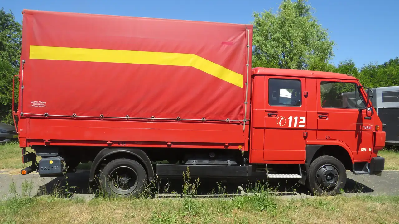 MAN Feuerwehr mit Ladebordwand, foto 7