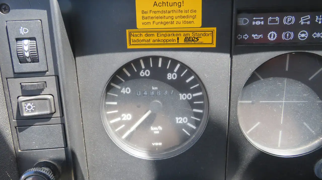 MAN Feuerwehr mit Ladebordwand, foto 10