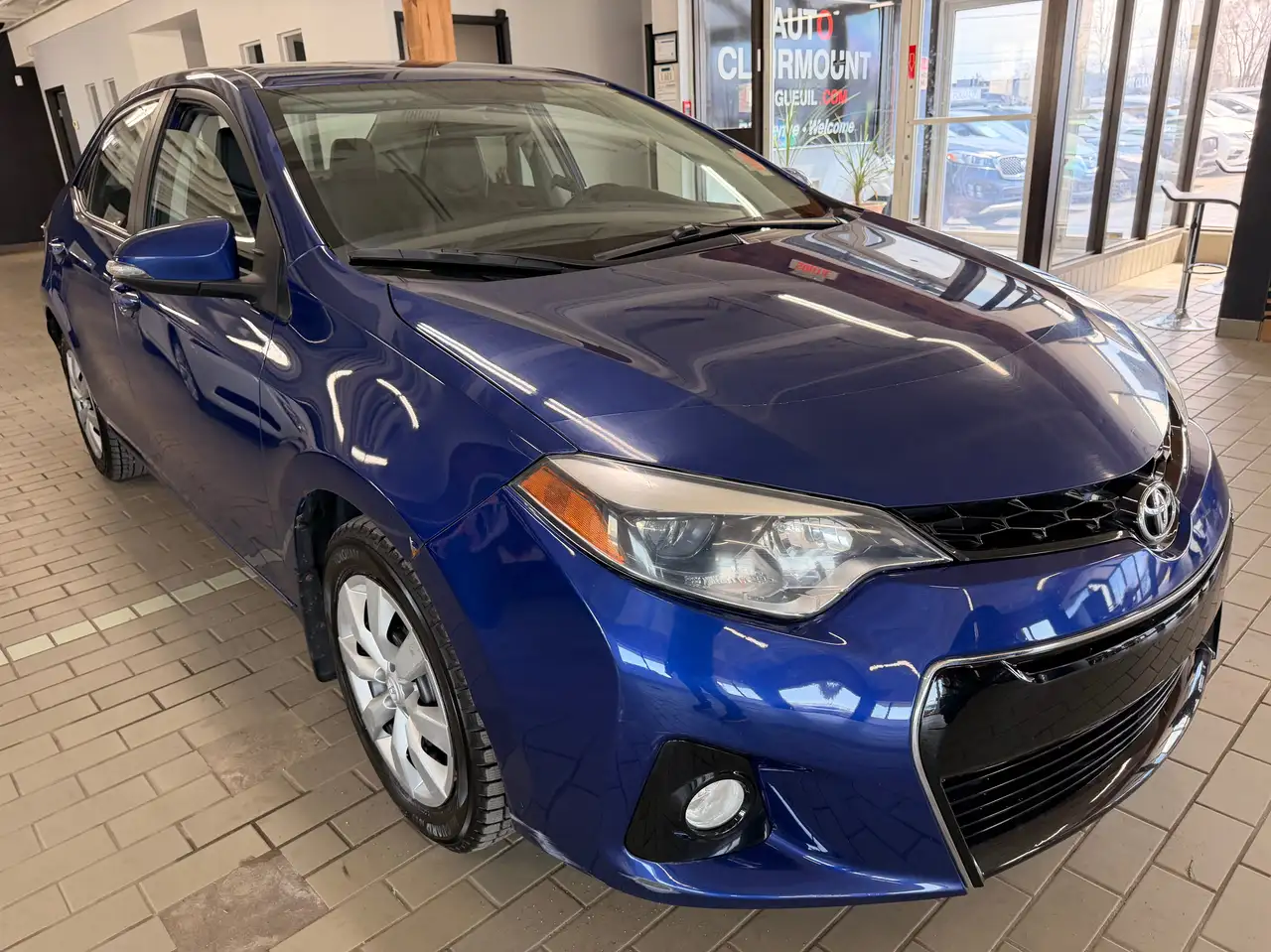 Toyota Corolla снимка Toyota Corolla