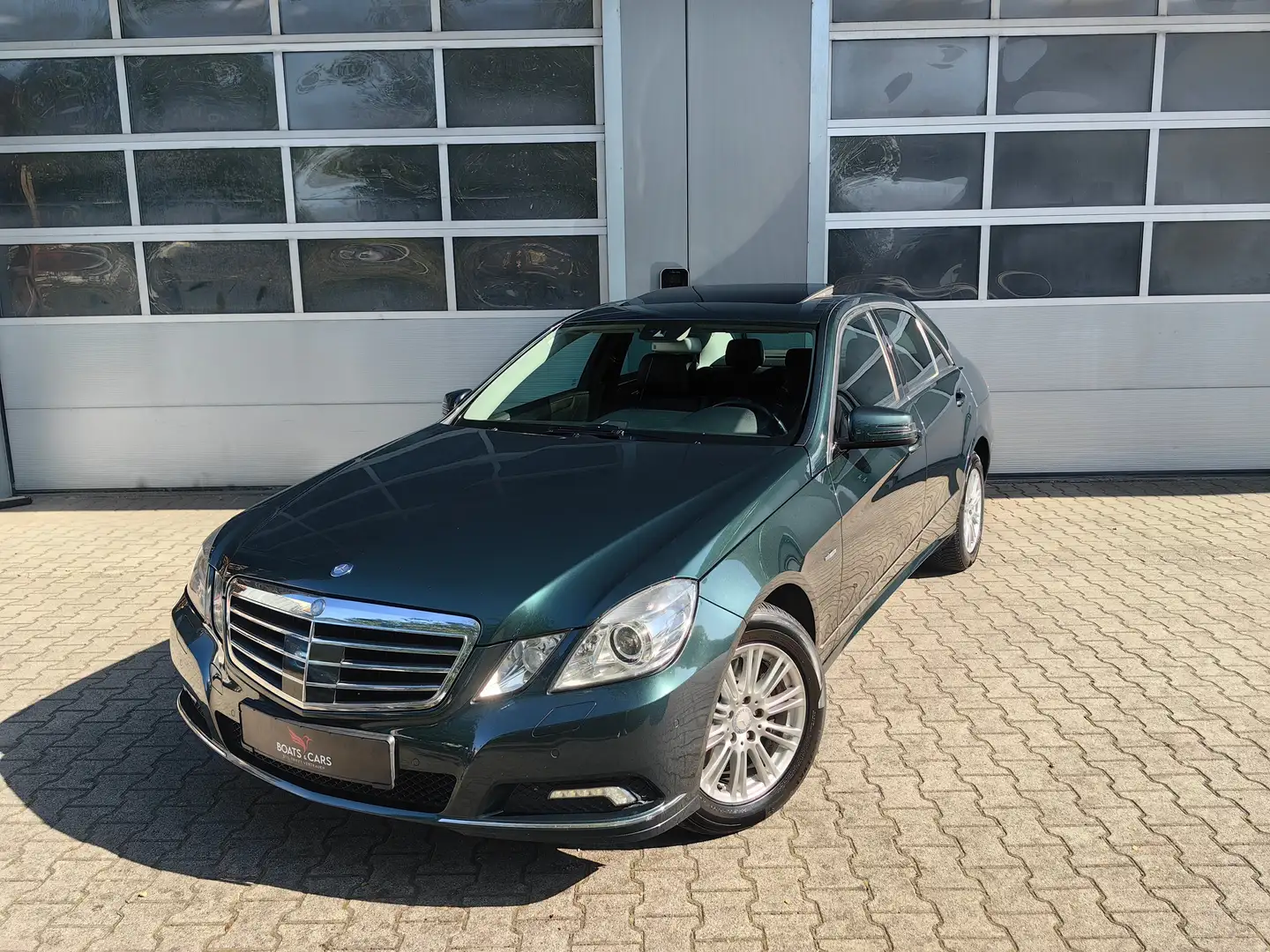 Mercedes-Benz E 250 E 250 CDI  LEDER|ACC|NAVI|GSD|SPUR|TOT-WINKEL|SHZ Groen - 1