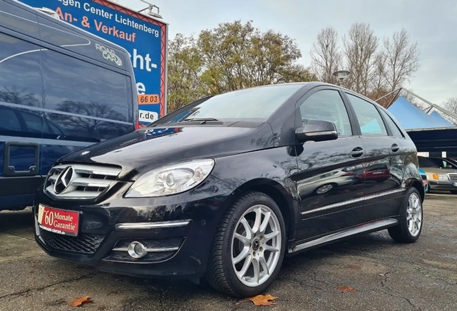 Mercedes-Benz B 180 S-Tourer Autom/Klima/Temp/SH/PDC/ Schwarz - 1