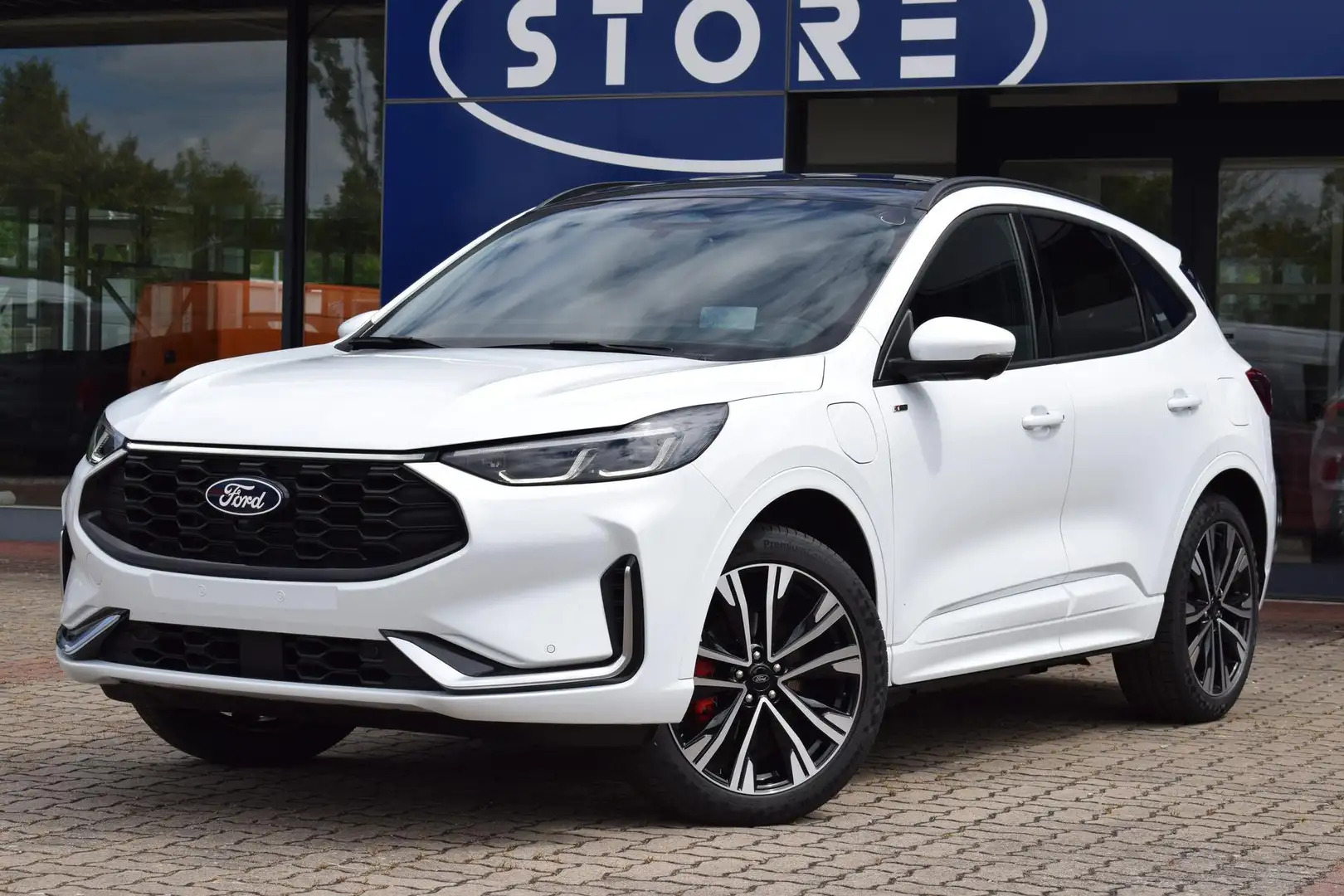 Ford Kuga PHEV Plug-In ST-Line X Vollausstattung Weiß - 2