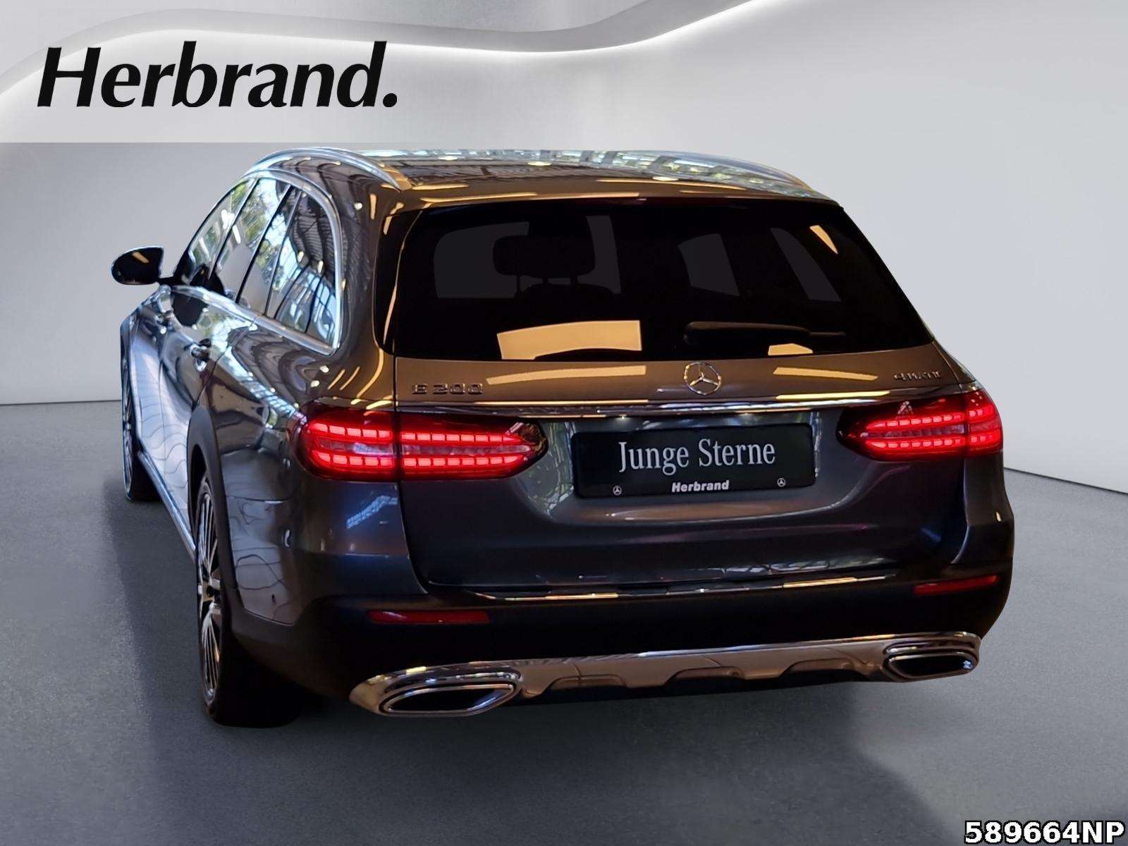 Mercedes-Benz E 200