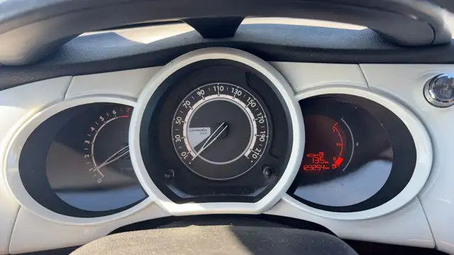 Citroen C3 view 12
