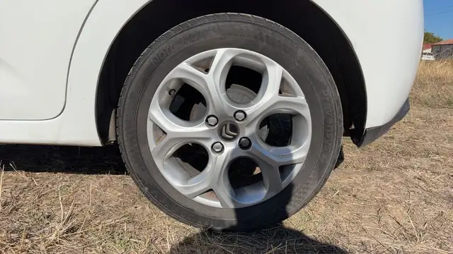Citroen C3 view 19