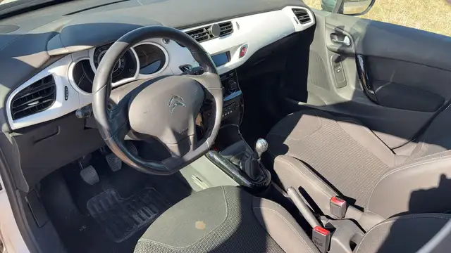 Citroen C3 view 8