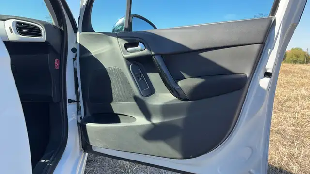 Citroen C3 view 22