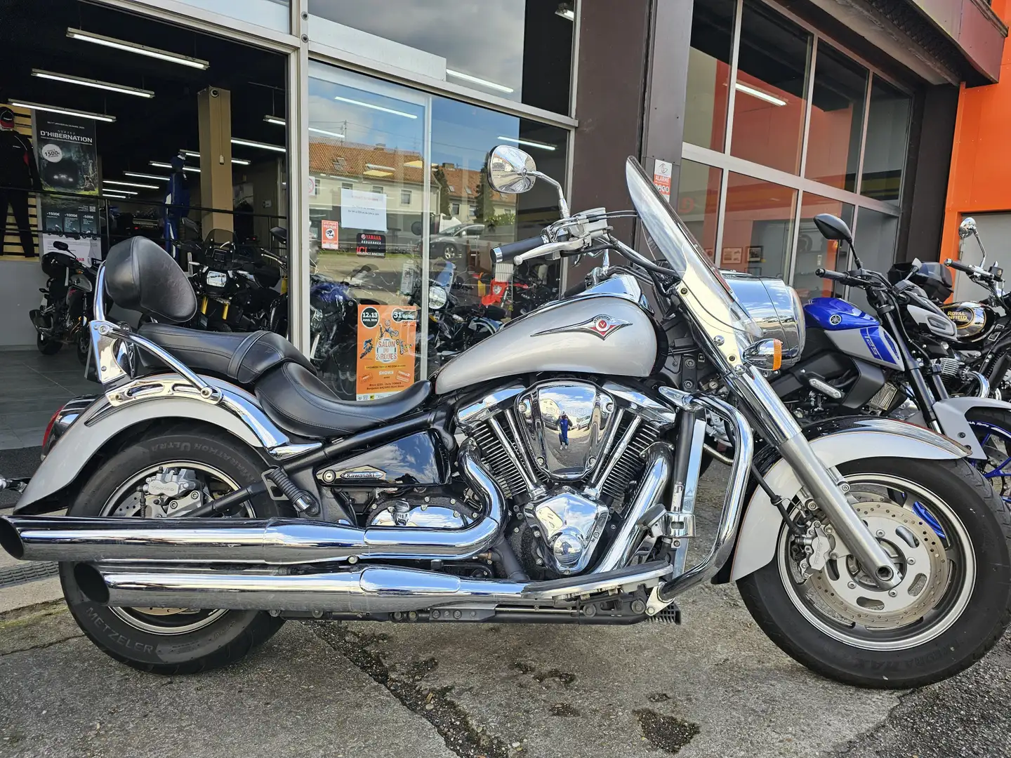 Kawasaki VN 2000 Gri - 1