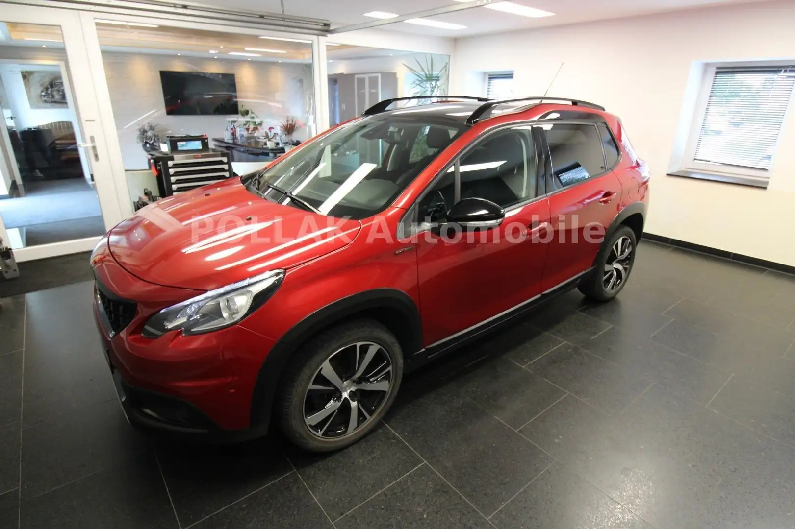 Peugeot 2008 Allure GT-LINE*NAVI*LEDER*PANO*SHZ*CAM*MFL* Rood - 2