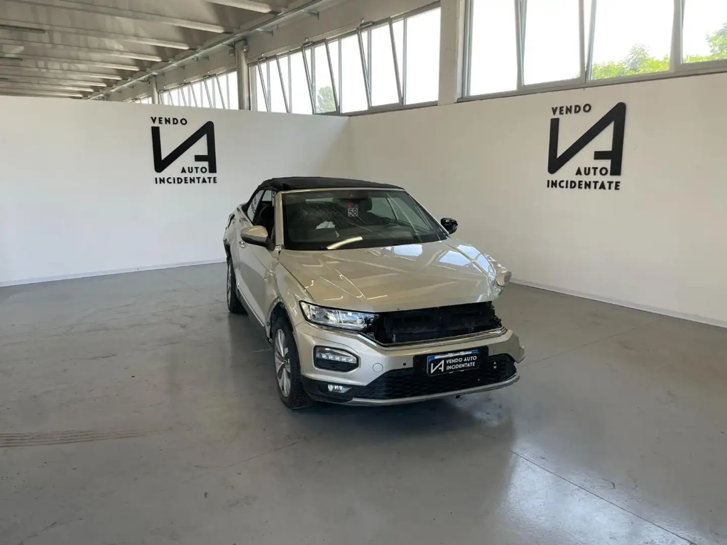 Volkswagen T-Roc CABRIOLET 1.5 TSI 150CV ACT DSG STYLE Beige - 1